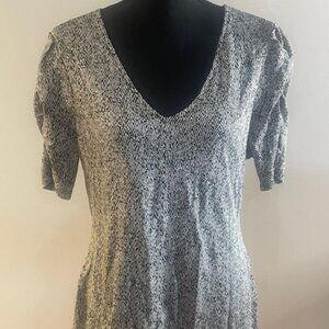 White House Black Market Printed Short Sleeve Blouse